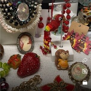 Jewelry. Live Show-$10 min. total. Thank you.Bid responsibly ❤️